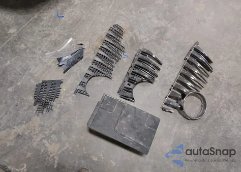 2014 Buick Lacrosse z USA, uszkodzony, nr VIN 1G4GA5GR4EF206340